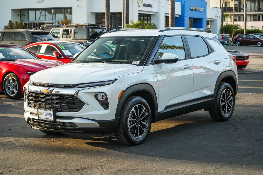 New 2026 Chevrolet TrailBlazer LT w/ Convenience Package FWD image 3