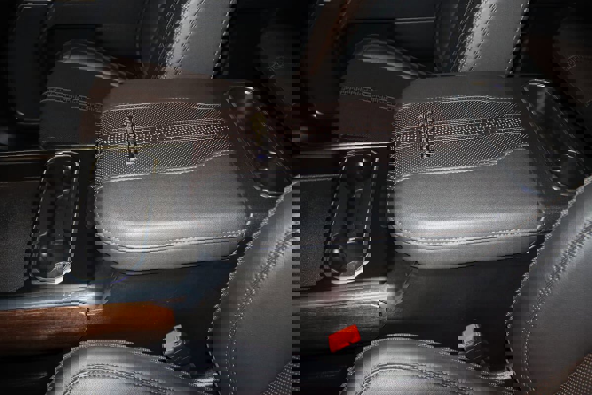 Used 2025 Chevrolet Silverado 2500 High Country w/ Technology Package image 44