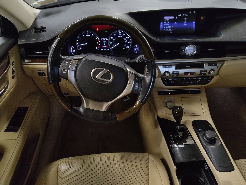 Used 2015 Lexus ES 350 w/ Premium Package image 22