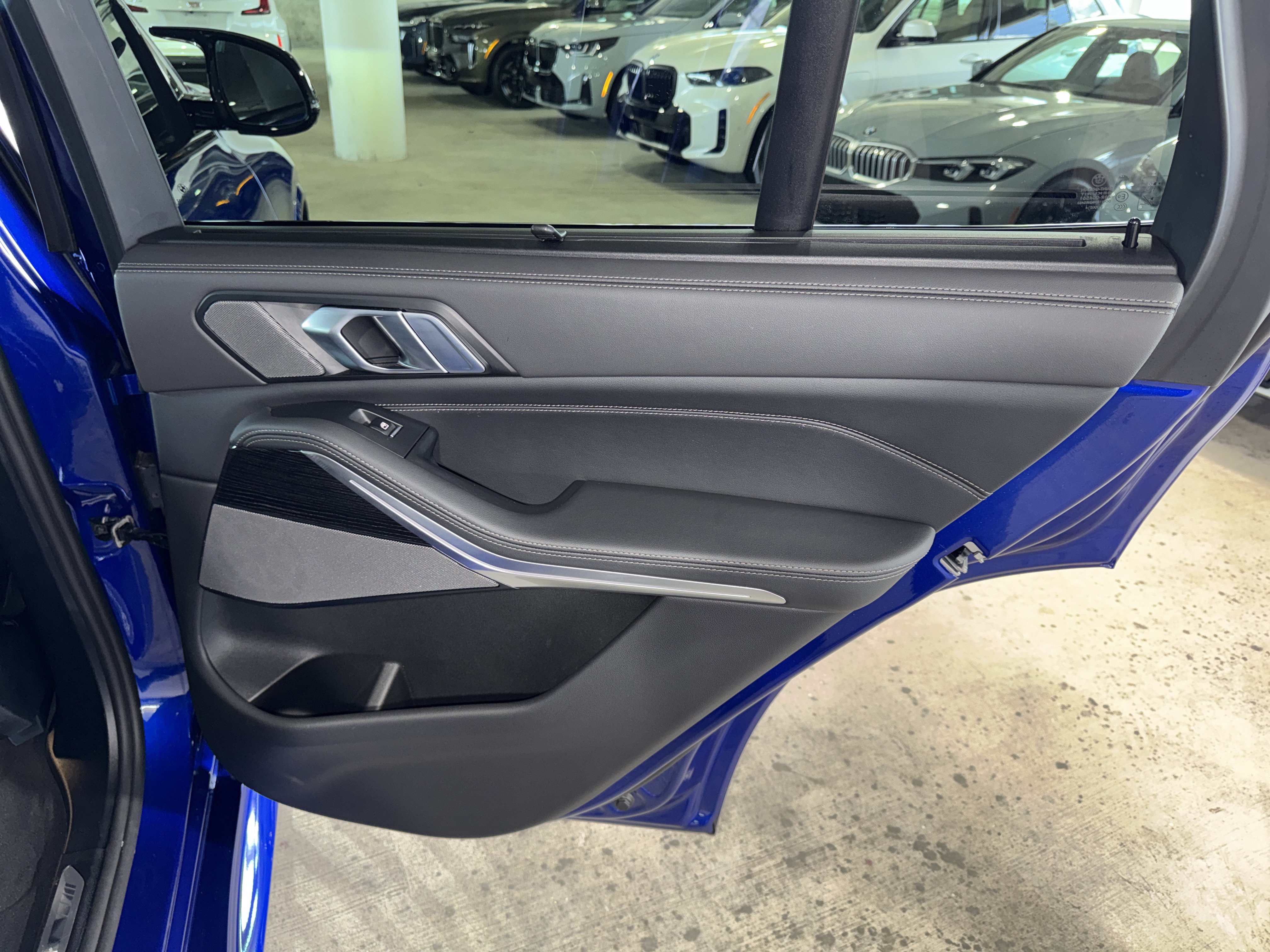 Certified 2026 BMW X5 M60i AWD/4WD image 11