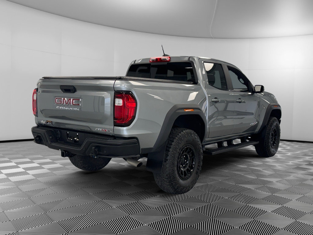 Used 2024 GMC Canyon AT4X w/ AT4X AEV Edition AWD/4WD image 8