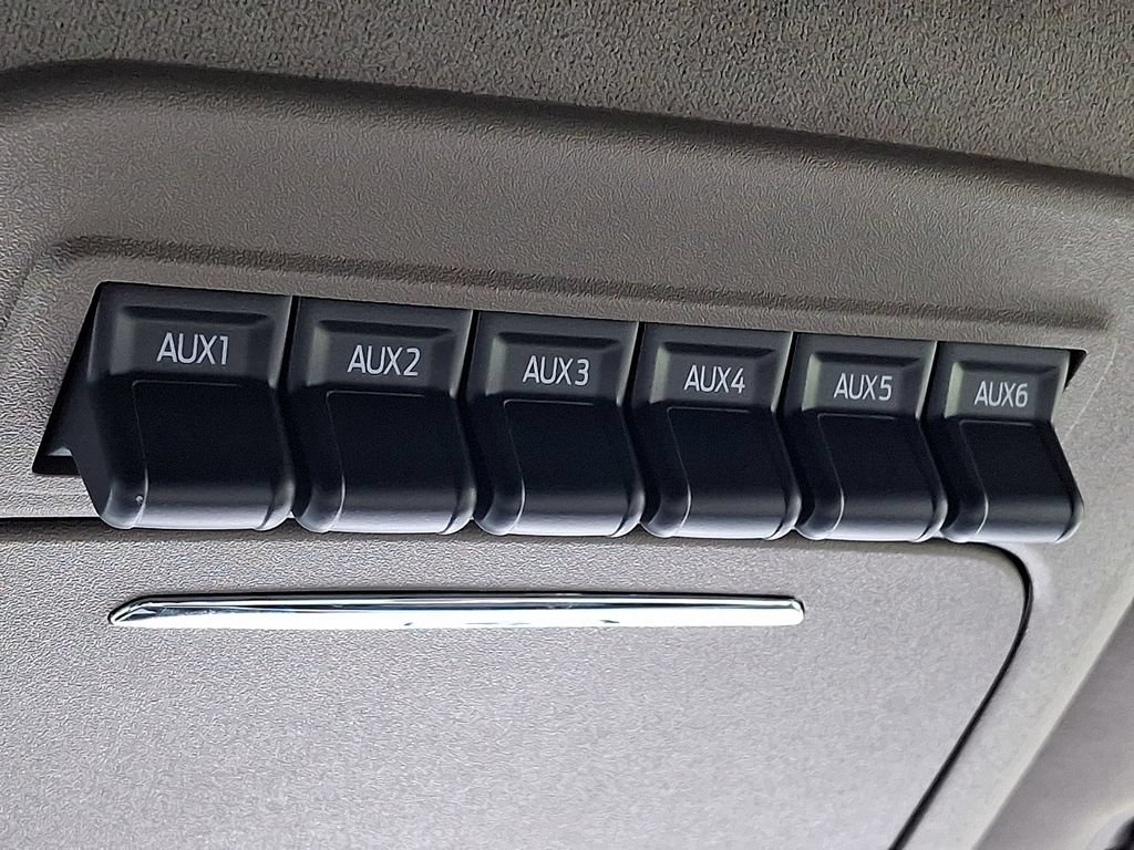 Used 2026 Ford F450 Platinum w/ Platinum Plus Package AWD/4WD image 32
