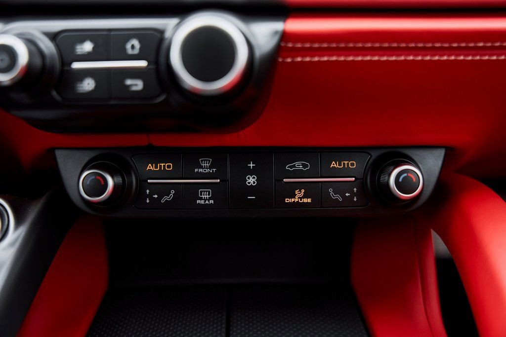Used 2020 Ferrari GTC4Lusso T RWD image 67