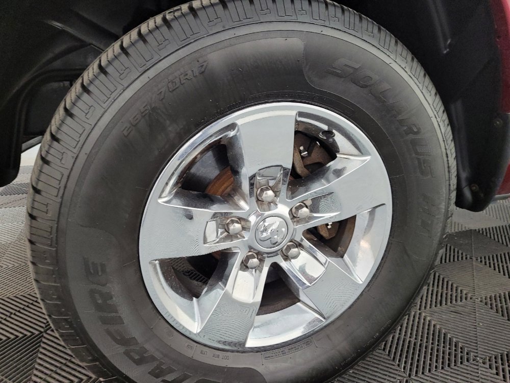 Used 2017 RAM 1500 Express AWD/4WD image 31