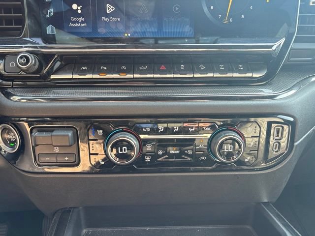Used 2022 Chevrolet Silverado 1500 ZR2 w/ Technology Package AWD/4WD image 9