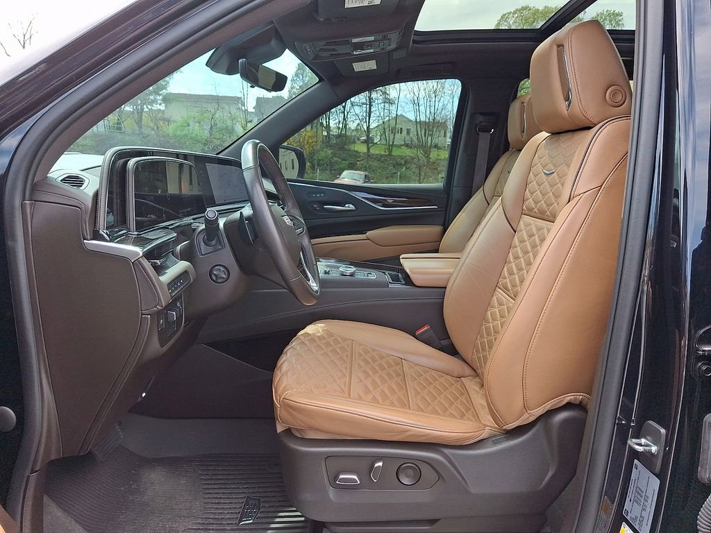 Used 2023 Cadillac Escalade Sport image 15