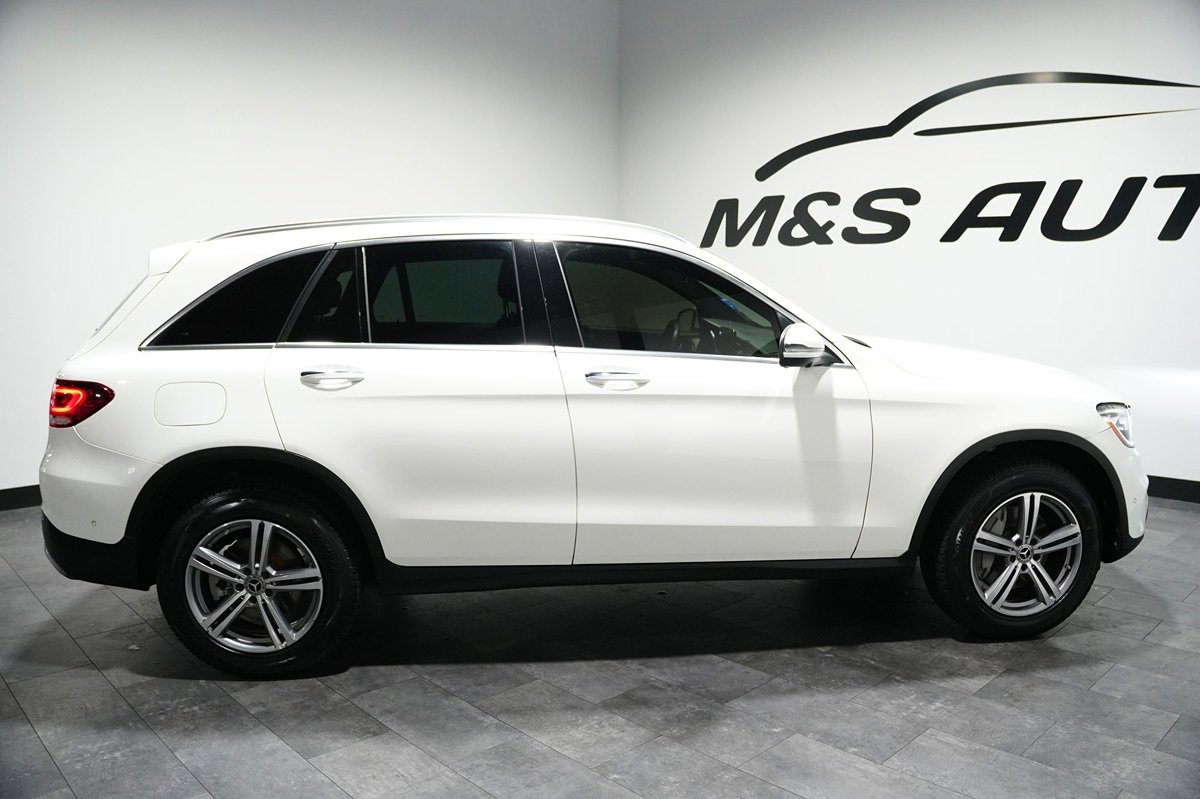 Used 2021 Mercedes-Benz GLC 300 4MATIC image 9