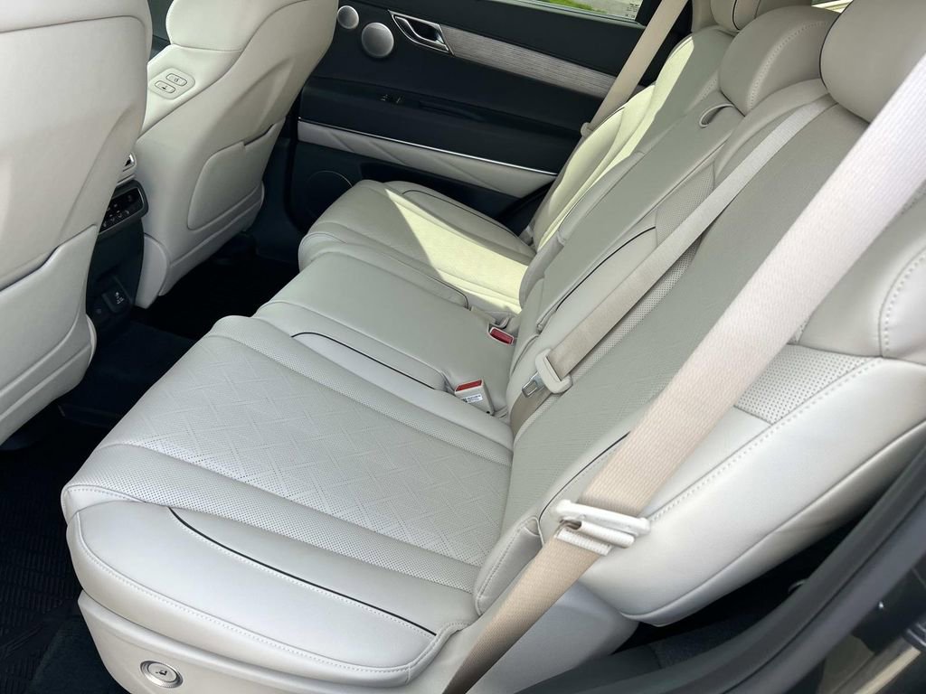 New 2026 Genesis GV80 2.5T Prestige image 21