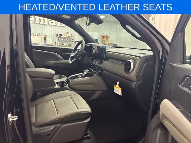 New 2026 Chevrolet Colorado ZR2 w/ Technology Package AWD/4WD image 22