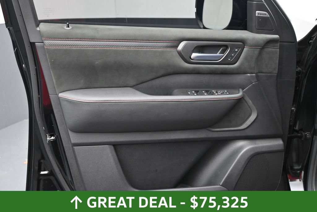 Used 2026 Nissan Armada NISMO AWD/4WD image 26