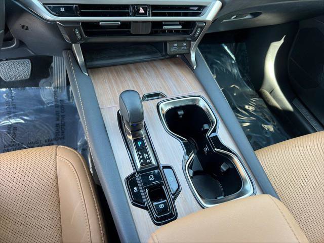 Certified 2025 Lexus RX 350 Premium w/ Accessory Package (Z1) FWD image 32