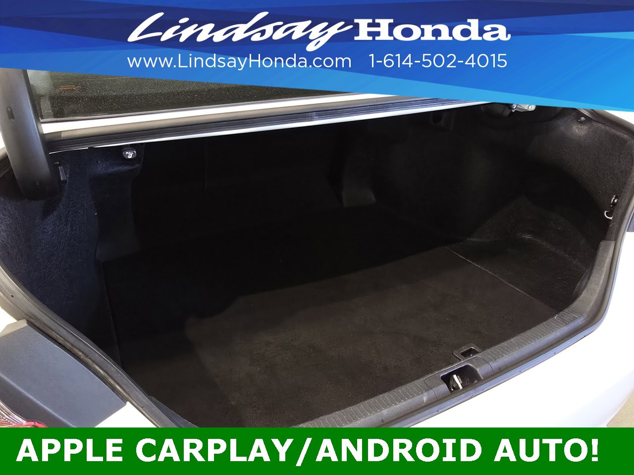 Used 2024 Toyota Camry SE image 6