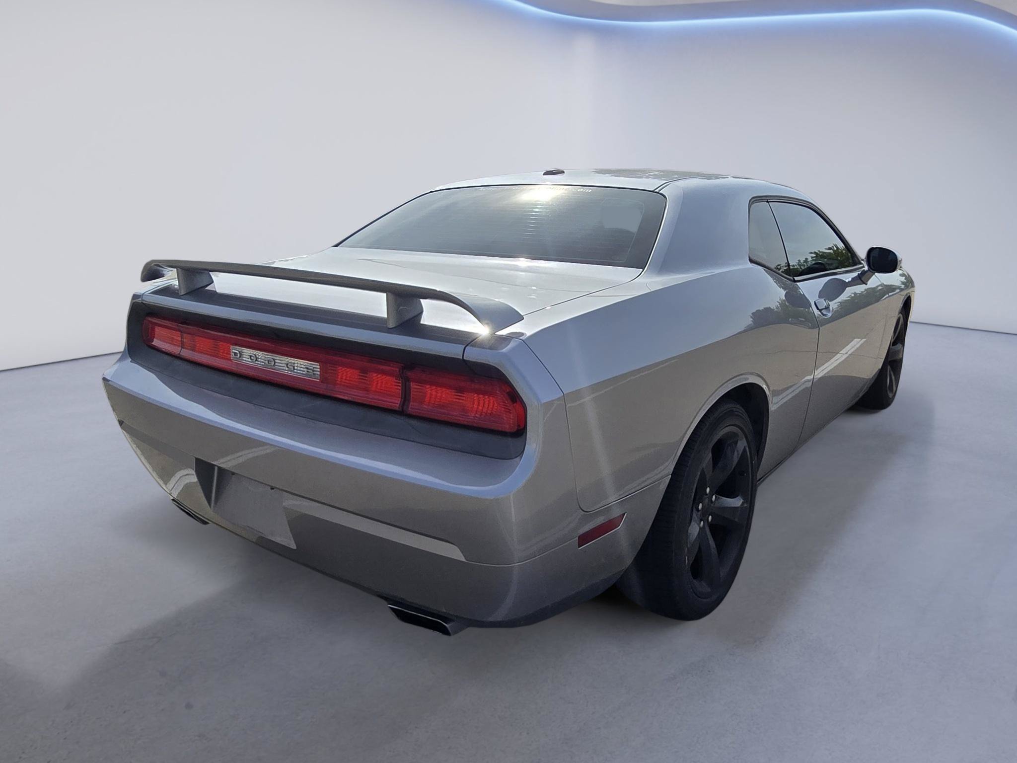 Used 2013 Dodge Challenger R/T w/ Blacktop Pkg RWD image 5