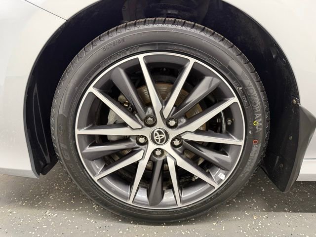 Certified 2021 Toyota Camry XLE w/ Cold Weather Package image 19