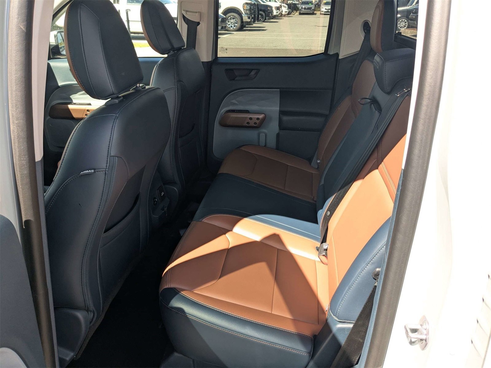 Used 2022 Ford Maverick Lariat w/ Equipment Group 500A Standard image 14