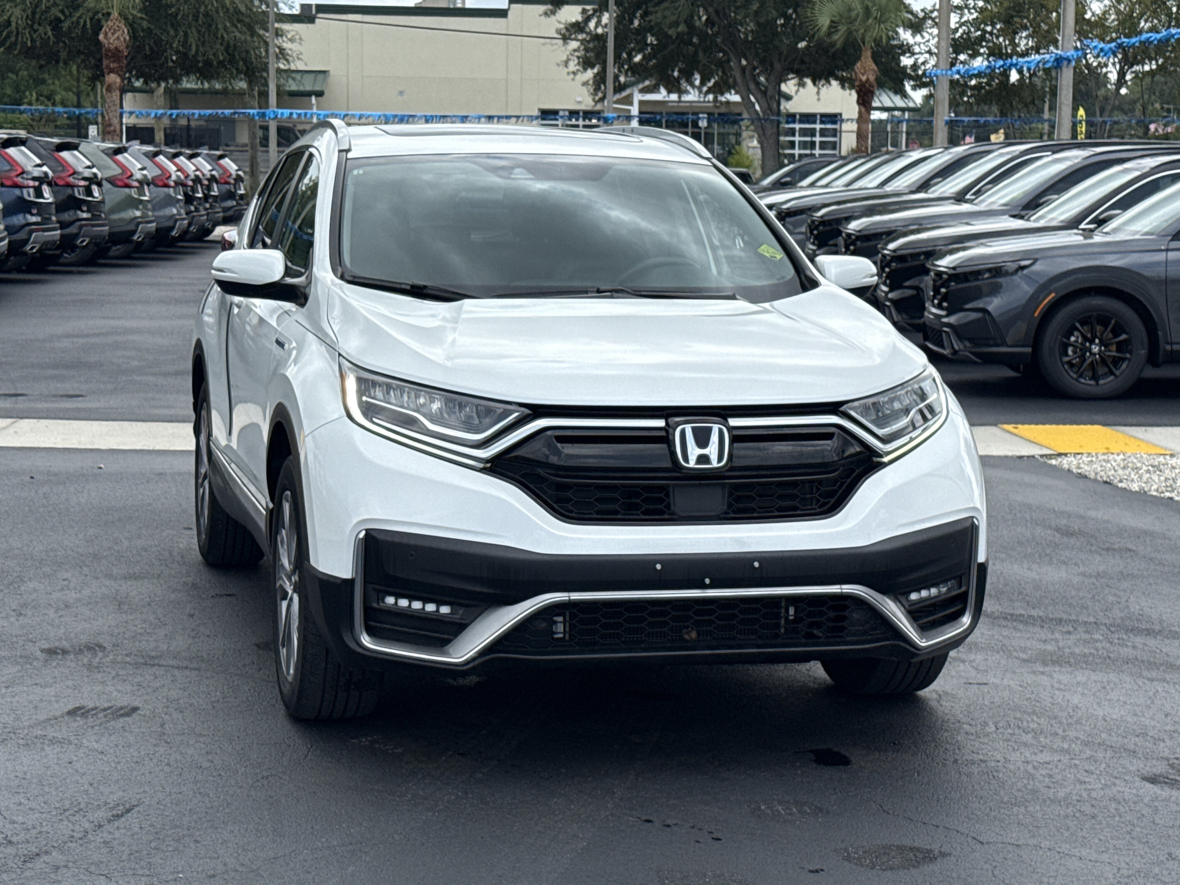 Certified 2021 Honda CR-V Touring image 3