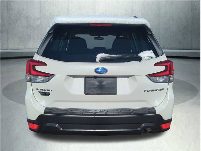 Used 2023 Subaru Forester Premium image 5