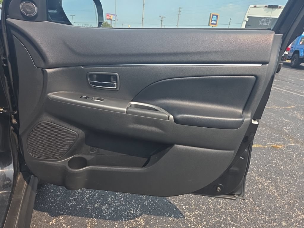 Used 2022 Mitsubishi Outlander Sport SE AWD/4WD image 26