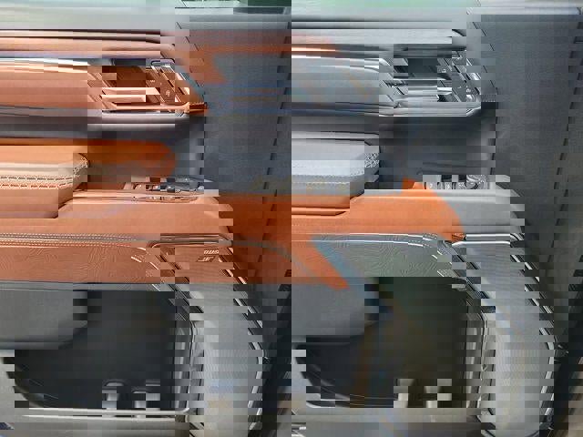 Used 2024 GMC Sierra 3500 Denali Ultimate image 17