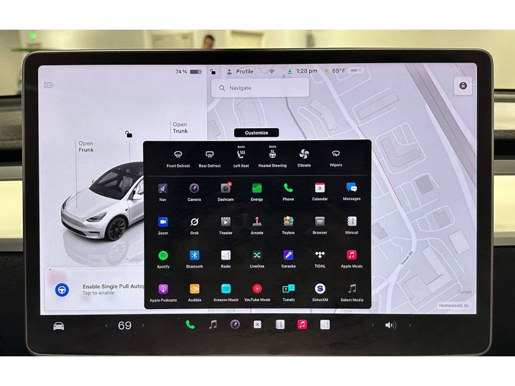 Used 2022 Tesla Model Y Long Range image 29