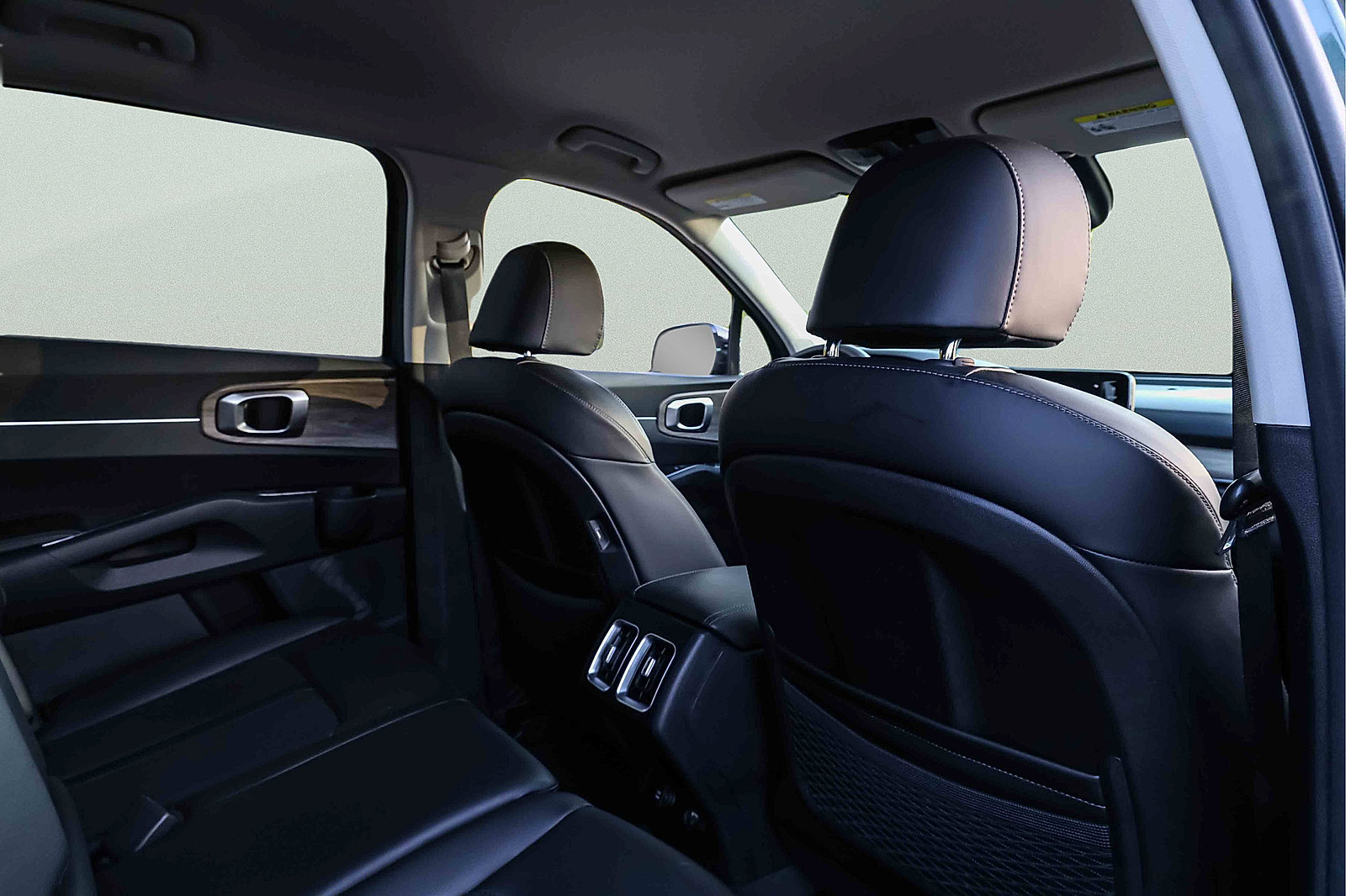 Certified 2023 Kia Sorento S AWD/4WD image 24