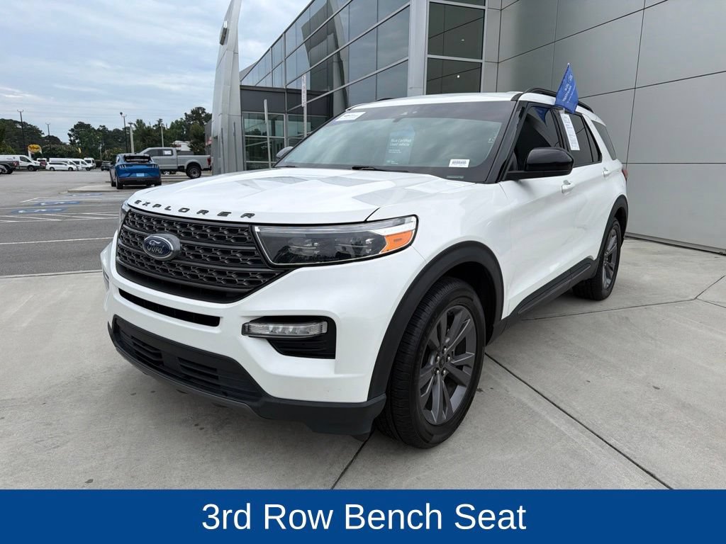 Certified 2023 Ford Explorer XLT w/ Equipment Group 202A RWD image 4