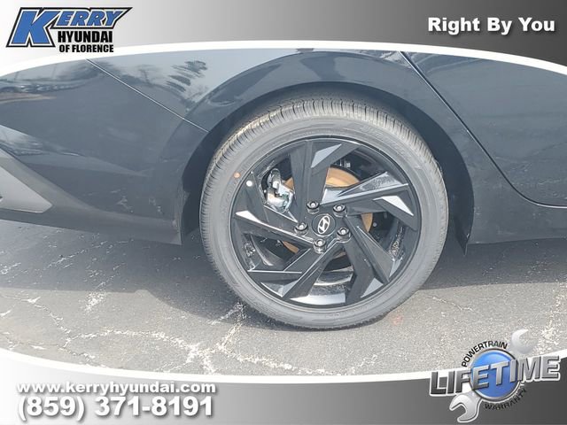 New 2026 Hyundai Elantra Sport image 5