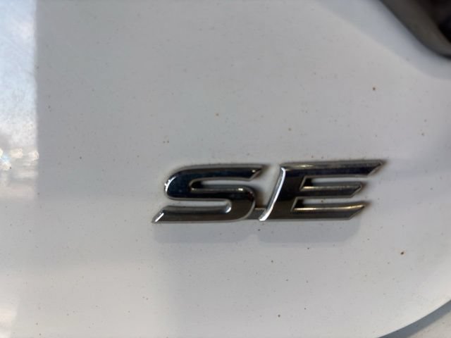 Used 2017 Toyota Camry SE FWD image 26