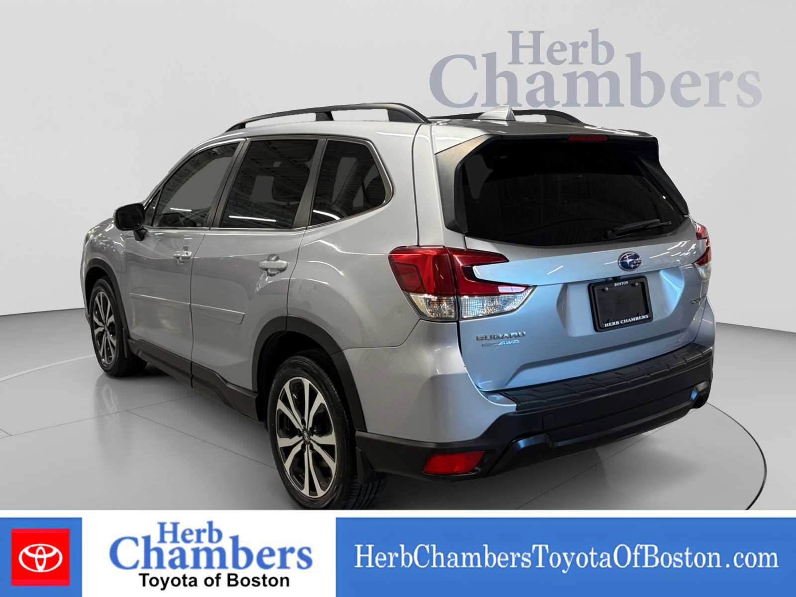 Used 2021 Subaru Forester Limited AWD/4WD image 2