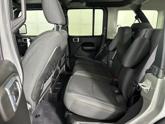 Used 2023 Jeep Wrangler Unlimited Rubicon 4xe image 24