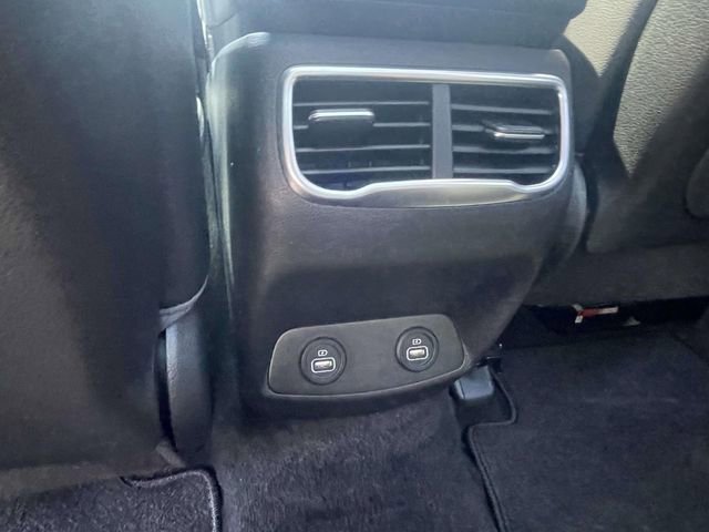 Used 2023 Hyundai Santa Fe SEL w/ Premium Package FWD image 12