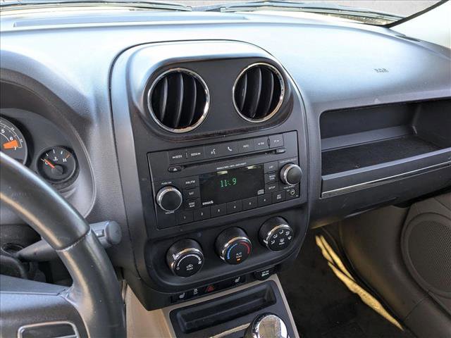 Used 2014 Jeep Patriot Latitude image 12