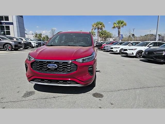 Used 2024 Ford Escape ST-Line w/ Cold Weather Package image 33