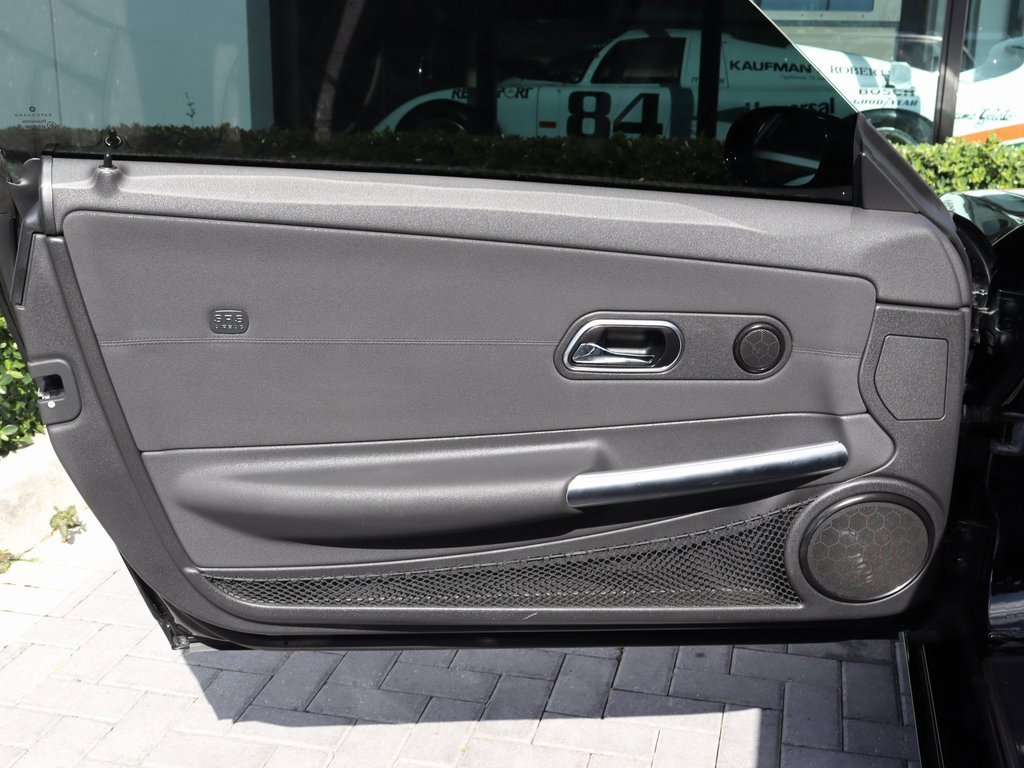 Used 2007 Chrysler Crossfire Coupe image 10
