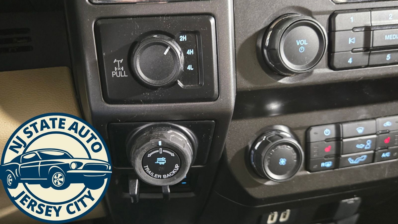 Used 2019 Ford F150 XLT w/ Equipment Group 302A Luxury image 19