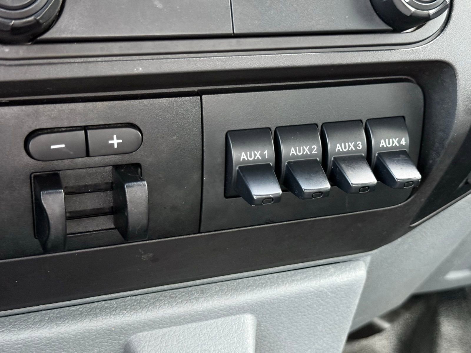 Used 2015 Ford F350 XL image 33