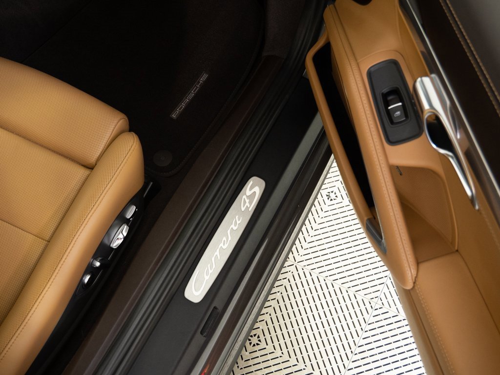 Certified 2018 Porsche 911 Carrera 4S image 23