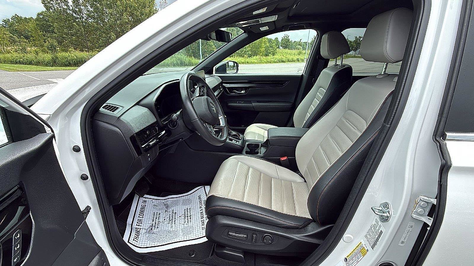 Used 2024 Honda CR-V Sport Touring image 25