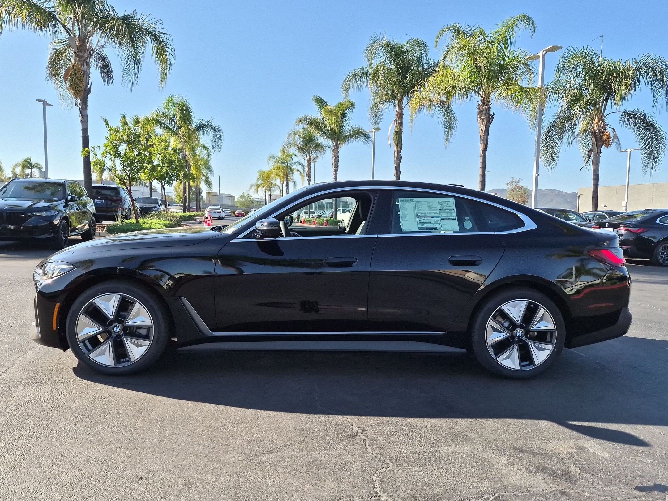 New 2026 BMW i4 eDrive40 w/ Parking Assistance Package RWD image 7
