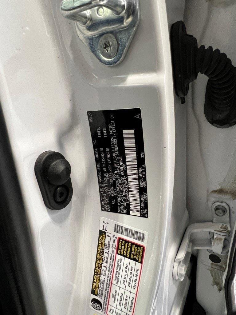 Used 2022 Toyota Highlander XLE image 55