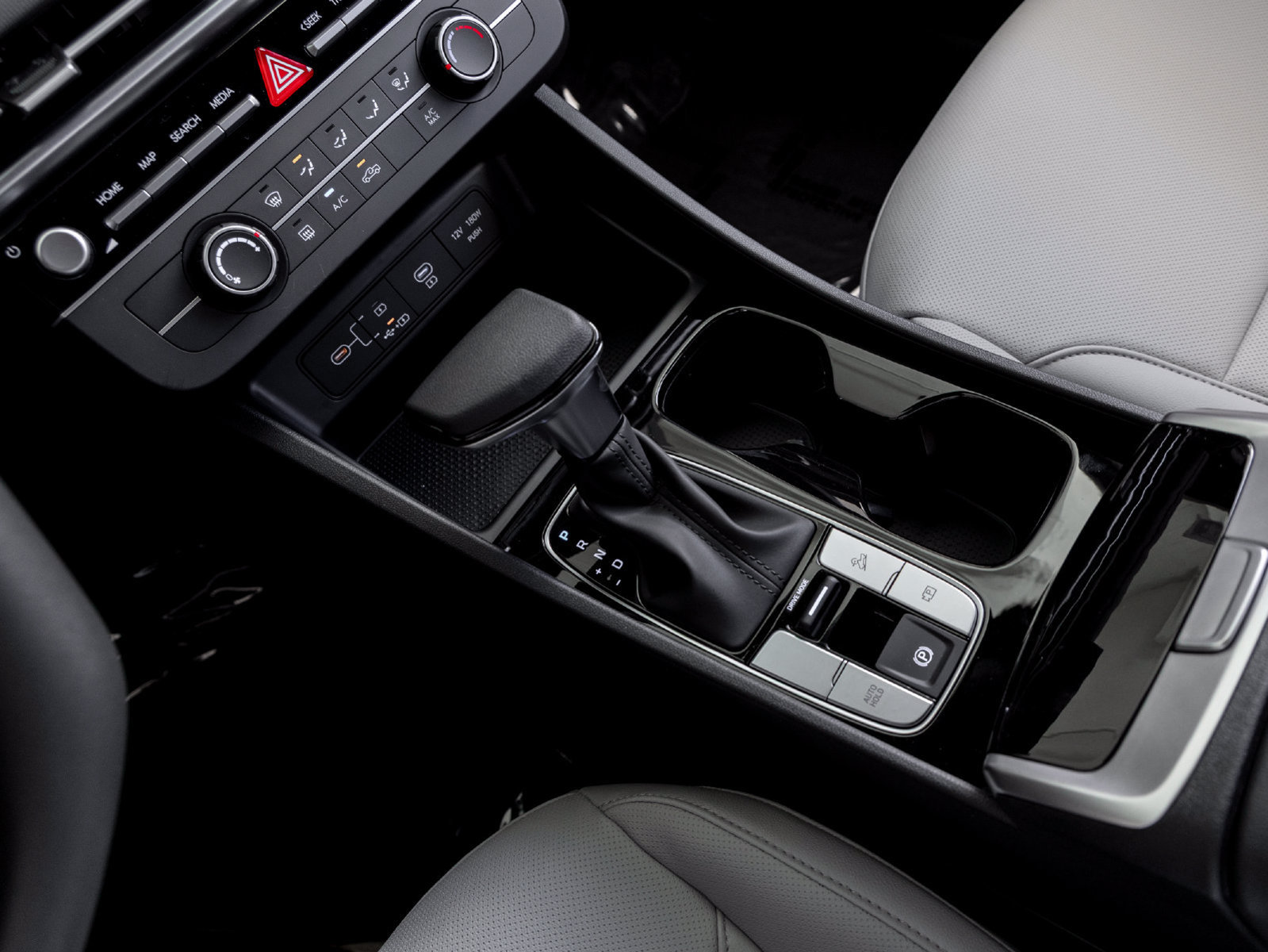 New 2027 Hyundai Santa Cruz SE FWD image 17