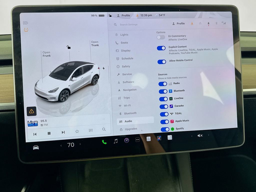 Used 2025 Tesla Model Y Long Range AWD/4WD image 53
