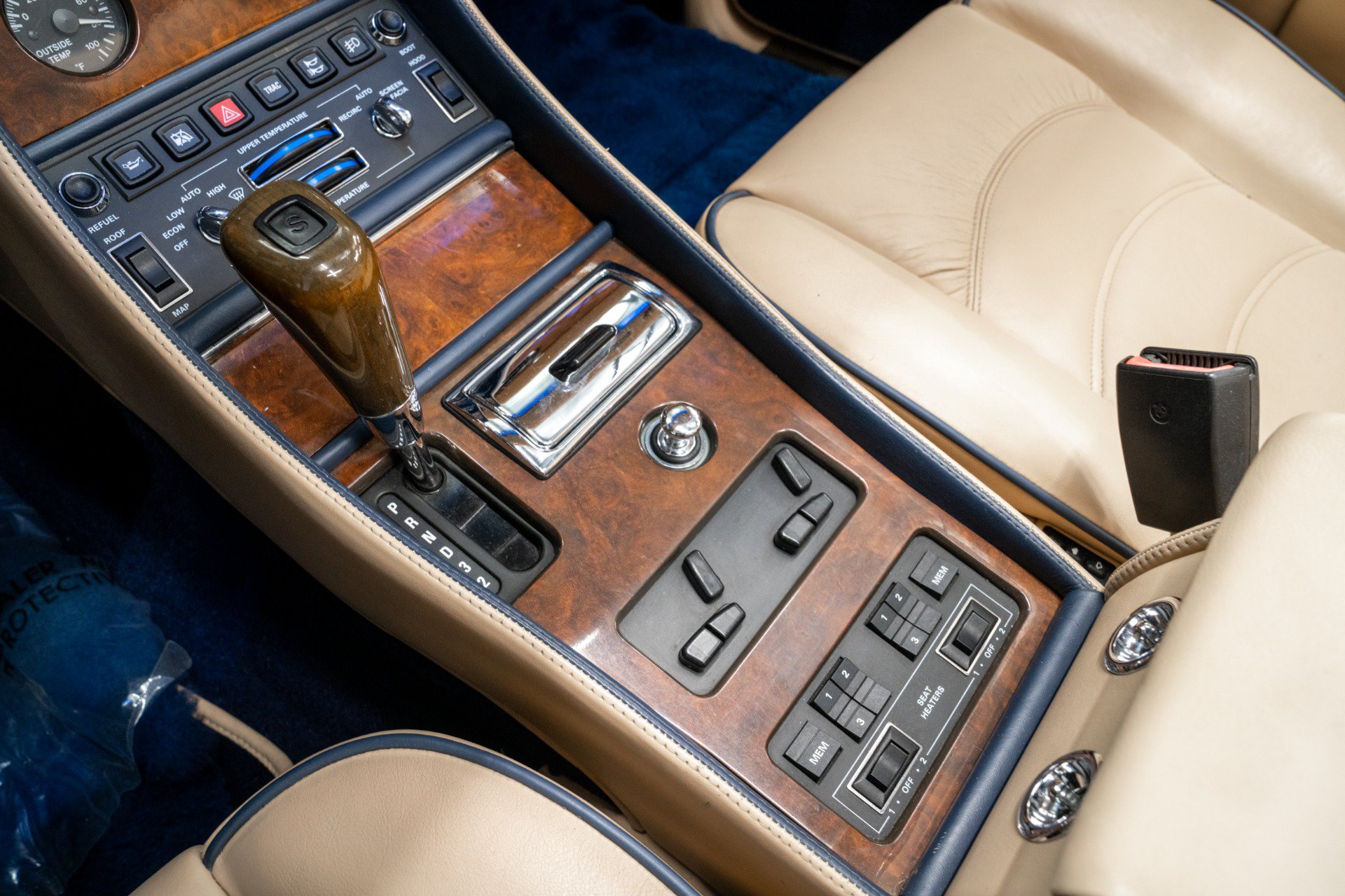 Used 1999 Bentley Azure Mulliner RWD image 27