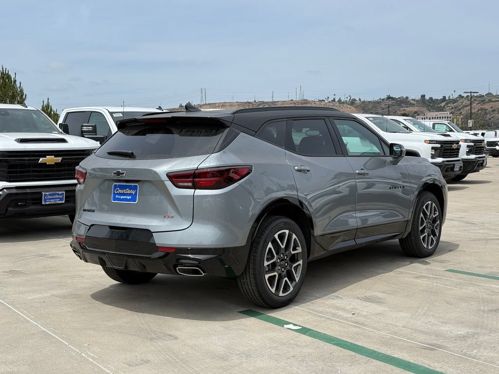 New 2026 Chevrolet Blazer RS w/ Enhanced Convenience Package FWD image 7