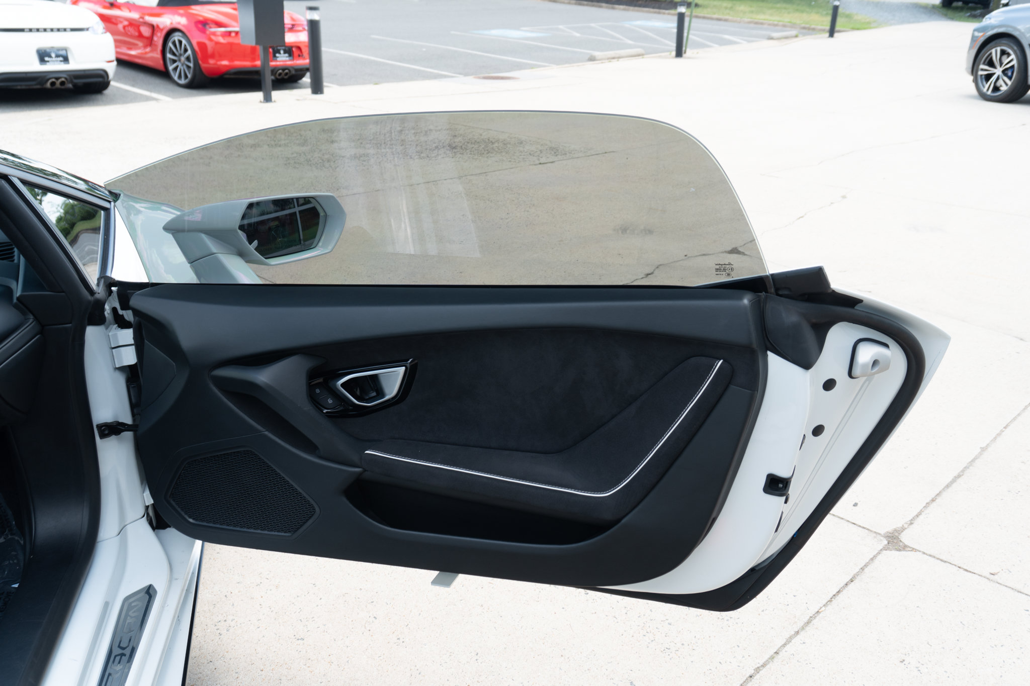 Used 2020 Lamborghini Huracan EVO AWD/4WD image 17