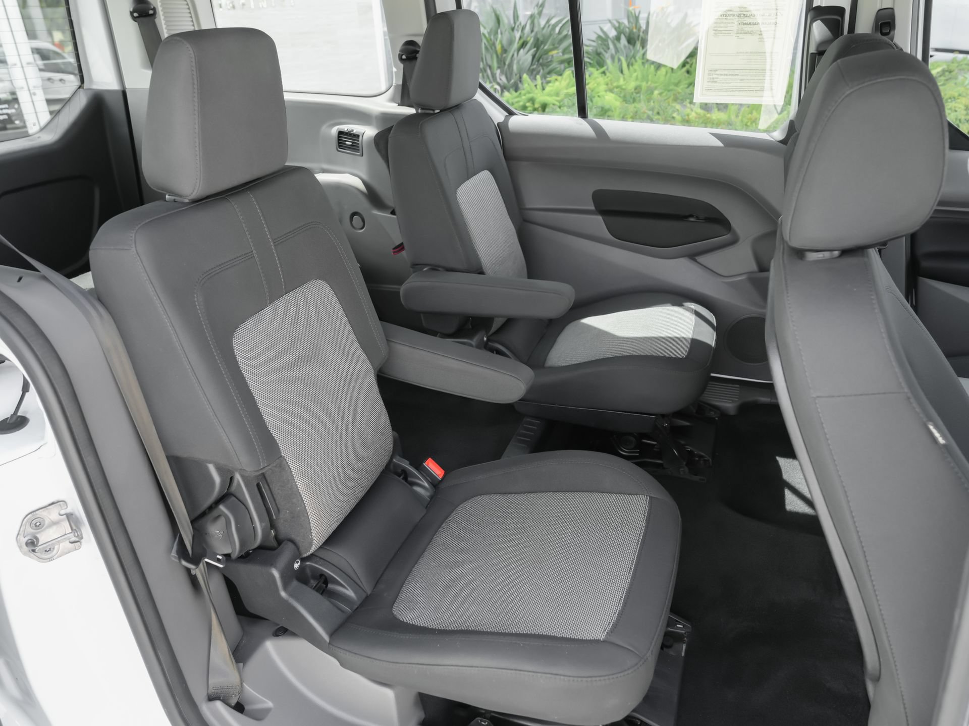 Used 2023 Ford Transit Connect XL FWD image 37