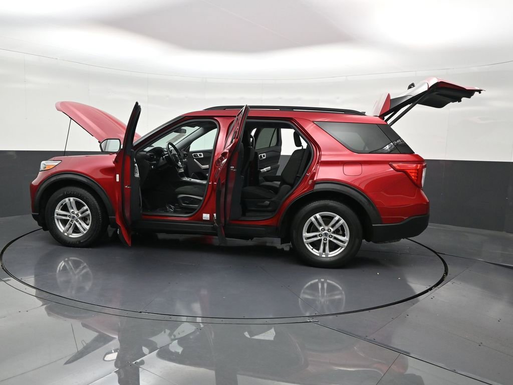 Used 2021 Ford Explorer XLT image 35