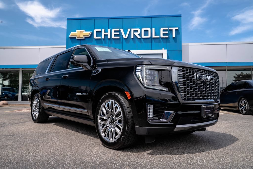 Certified 2024 GMC Yukon XL Denali Ultimate AWD/4WD image 1