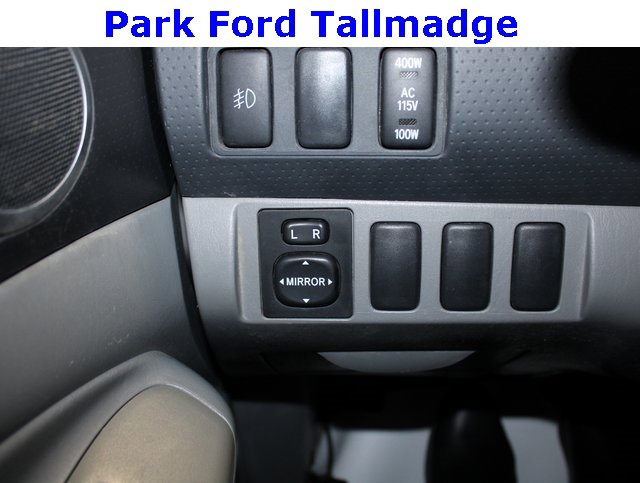 Used 2005 Toyota Tacoma PreRunner image 15