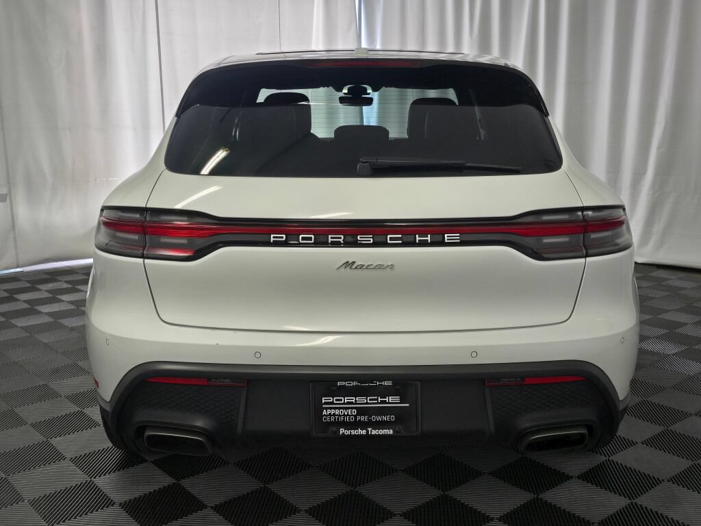 Certified 2024 Porsche Macan AWD/4WD image 6
